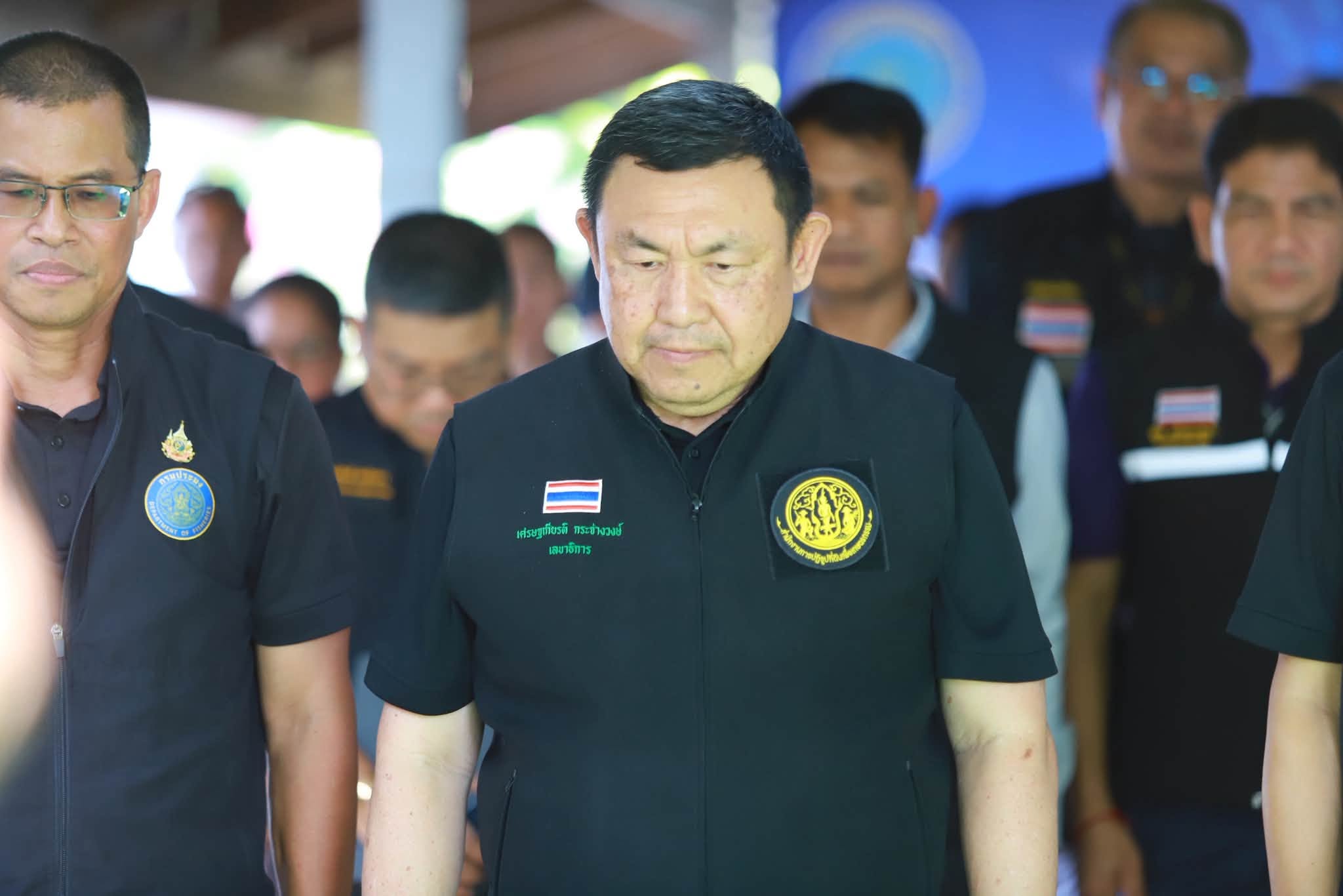 title - รมช.เกษตรฯ - ส.ป.ก. ลงพื้นที่เกาะยอ รับฟังผู้เลี้ยงปลากะพงสามน้ำ มุ่งยกระดับสินค้า GI เพิ่มมูลค่าเศรษฐกิจชุมชน 